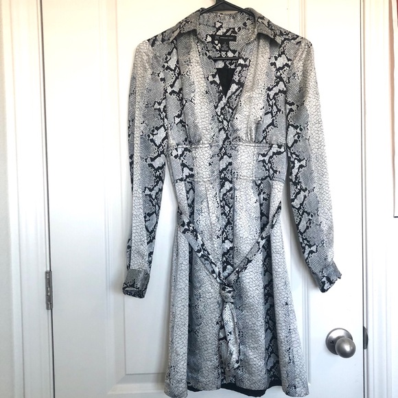 100% Silk Snakeskin print long sleeve mini dress - Picture 4 of 12